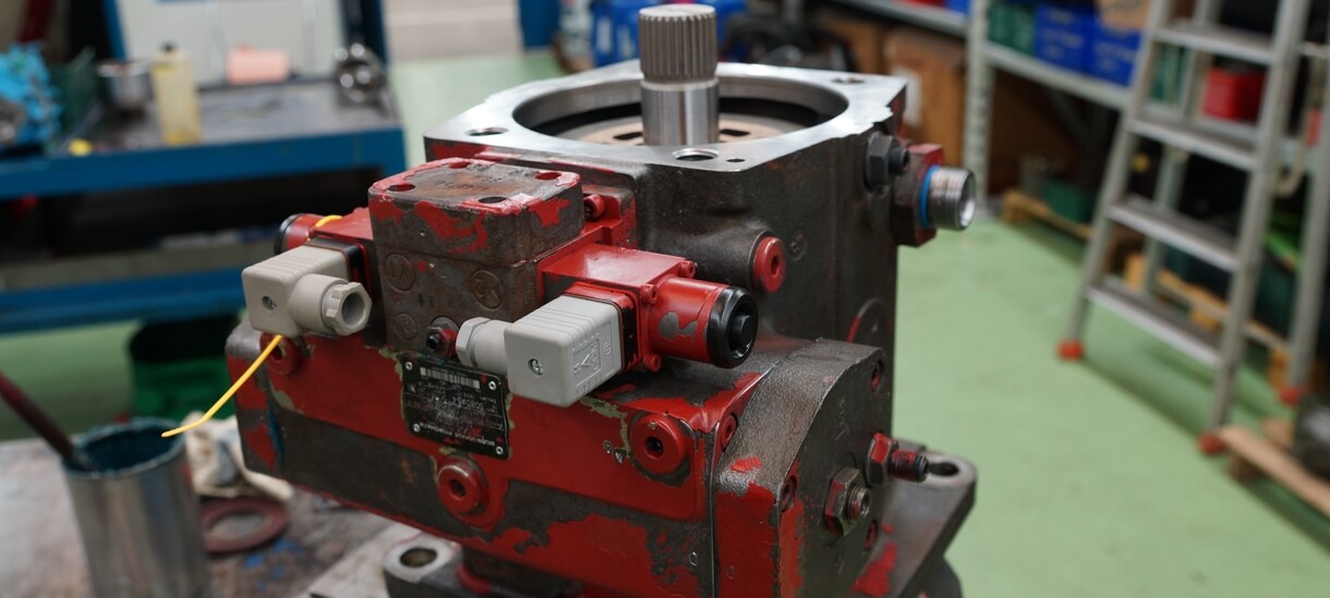 Réparation d'une pompe hydraulique à pistons Rexroth Brueninghaus Hydromatik